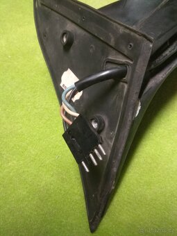 Prave zrcátko BMW (E30) - 4