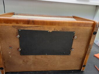 Gramoradio tesla 1005A - 4