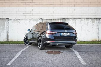 Škoda Superb Combi 2.0 TDI Sportline DSG - 4