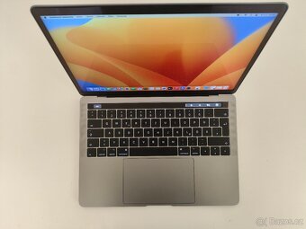 MacBook Pro 13 2017 | i5 • 8GB • 256GB - 4