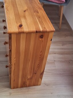 Komoda - 4