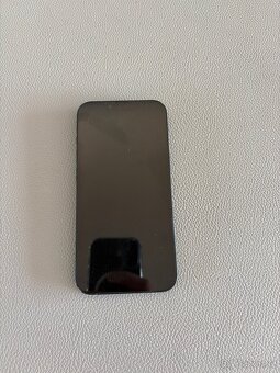 IPhone 13 černý 128 GB - 4