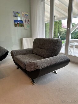Moderní sedačka + křeslo – perfektní stav - 4