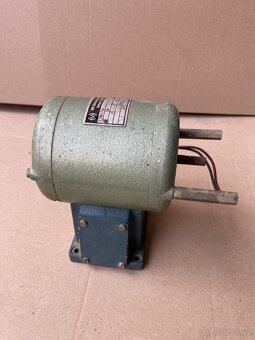 Elektromotor VEB 1f 40W - 4