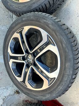 17" 5x114.3 Honda HR-V pneu 215/55 - 4