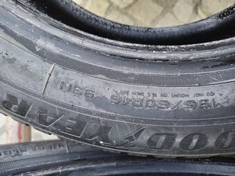 195/60/16 zimni pneu GOODYEAR a BRIDGESTONE 195/60 R16 - 4