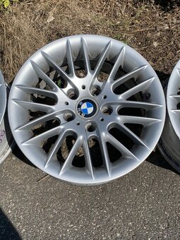 BMW E39 styling 82 alu kola - 4