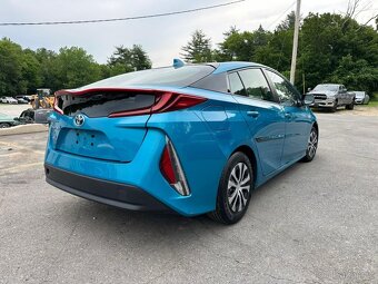 2022 Toyota Prius Prime LE 1.8L Hybrid - 4