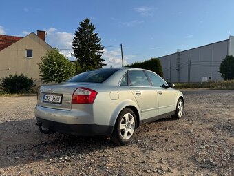 Audi A4 B6 2.0i - 4