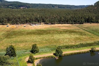 Zavedená farma s pozemky ve Starých Splavech - 4