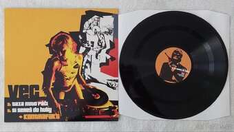 Vec & Kontrafakt - Si sereš do huby / Taxa mi to páči - 4