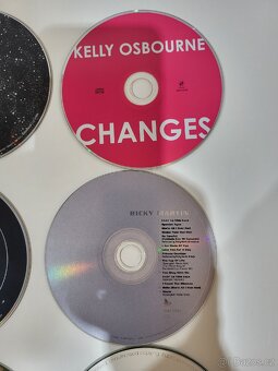 CD CIZÍ RŮZNÉ - 4