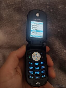 Motorola V177 - 4