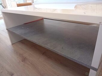 Konferenční stolek - 4