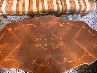 Konferenční stolek - 4