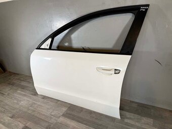 ŠKODA SUPERB 2 FACELIFT dveře LP - LF9E - 4