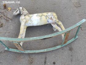 Starý dřevěný kůň, koník - 4