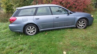 Subaru legacy - 4