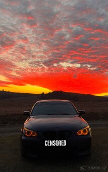Zdravím prodám světla na bmw e60 530d byli tam měněné nové p - 4