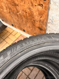 225/40 R18 - 4
