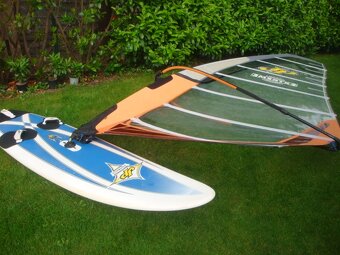 Windsurfing Komplet s dvěma plovákama a dvěma plachtama - 4