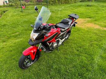 Honda NC700X - 4