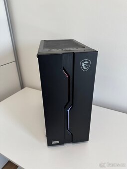 Výkonný herní/stolní počítač – AMD Ryzen 7 - 4