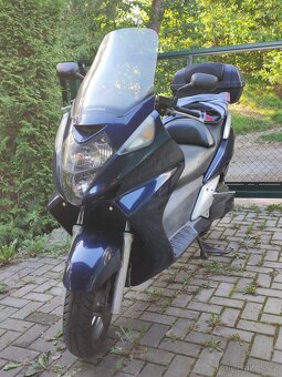 HONDA FJS 600 Silver Wing - 4