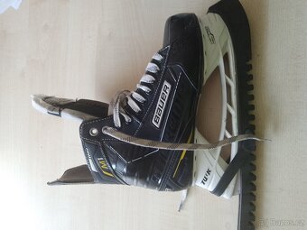 Prodám téměř novou výstrojj - 4