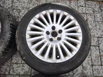Prodám alu kola 16" z Ford Focus – sada 4 ks + šrouby - 4