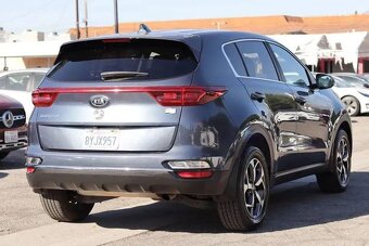 2020 Kia Sportage LX - 4