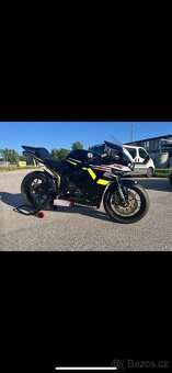 Honda CBR600RR - 4