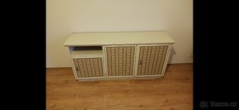 Stará pevná dřevěná ložnice - 4