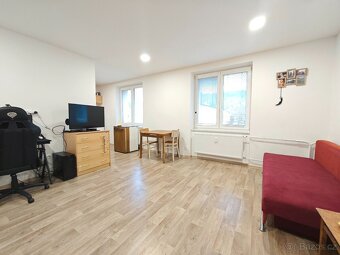 Pronájem bytu 2+1 Vsetín-Rybníky - 4