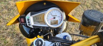 Triumph Speed Triple 1050 - 4