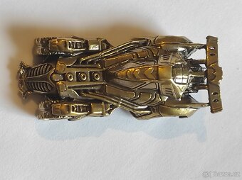 mosazná soška - závodní auto - 4