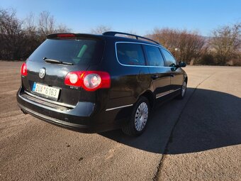 Volkswagen Passat - 4