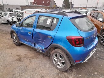 Dacia Sandero 0,9i Stepway - 4