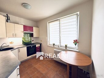 Pronájem bytu 2+1 s lodžií a šatnou, 60 m2, Karviná, ulice T - 4