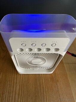 Stolní větrák ventilátor s možností chladivé vodní mlhy NOVÝ - 4