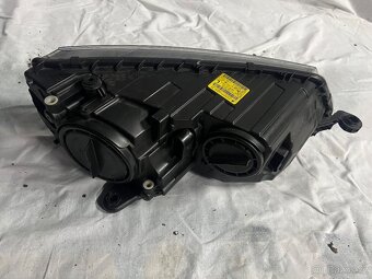 Škoda Octavia 3 přední světlo - halogen - 4