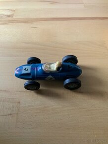 Prodám autodráhu ITES, včetně 6 autíček - 4