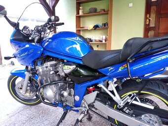 Suzuki Bandit 600 - 4