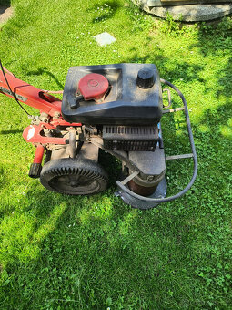 Dvoububnová sekačka Motor Jikov BDR 700 - 4