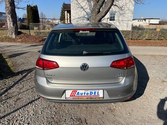 Volkswagen Golf 1,2 TSi Serviska, Tempomat, AC - 4