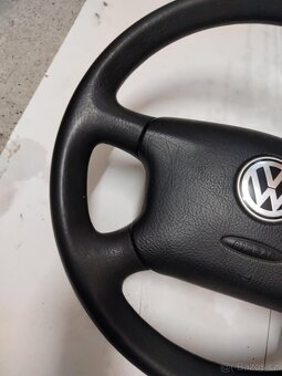 Volkswagen volant - 4