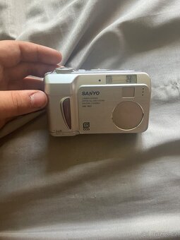 Prodám starší fotoaparáty - 4