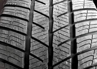 Sada nebo 2ks zimních pneu 205/50 R17: - 4