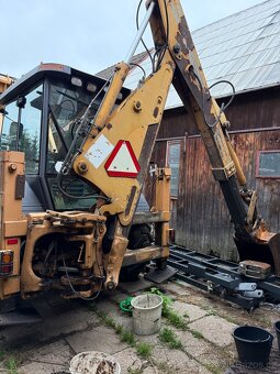 Traktor bager - 4