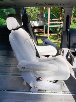 interiér na Mercedes Benz Viano rok 2003 - 2012 jednosedačky - 4